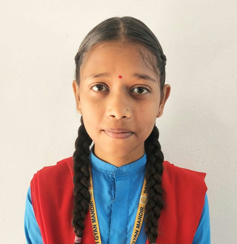 पन्ना जिले के गुन्नौर की होनहार बेटी कु. प्रतिभा सिंह सोलंकी ने मध्य प्रदेश बोर्ड की 10वीं की परीक्षा में 500 में से 499 अंक प्राप्त कर पूरे मध्य प्रदेश में टॉप किया है।